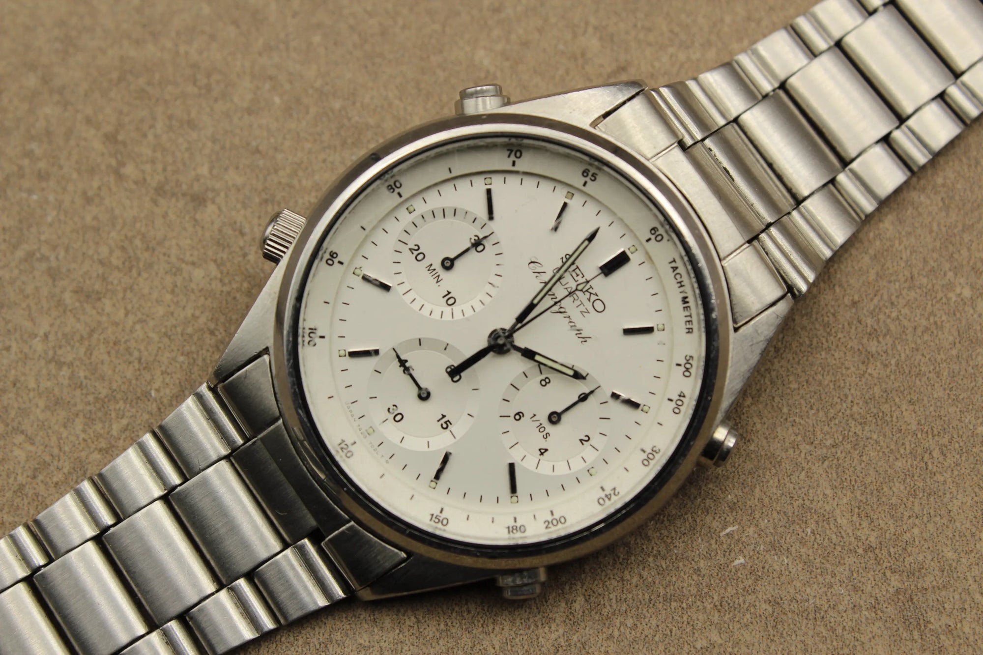 Seiko vintage 7A28 7020 rare James Bond (Dangereusement vôtre) James Bond (007) Prestige & Time