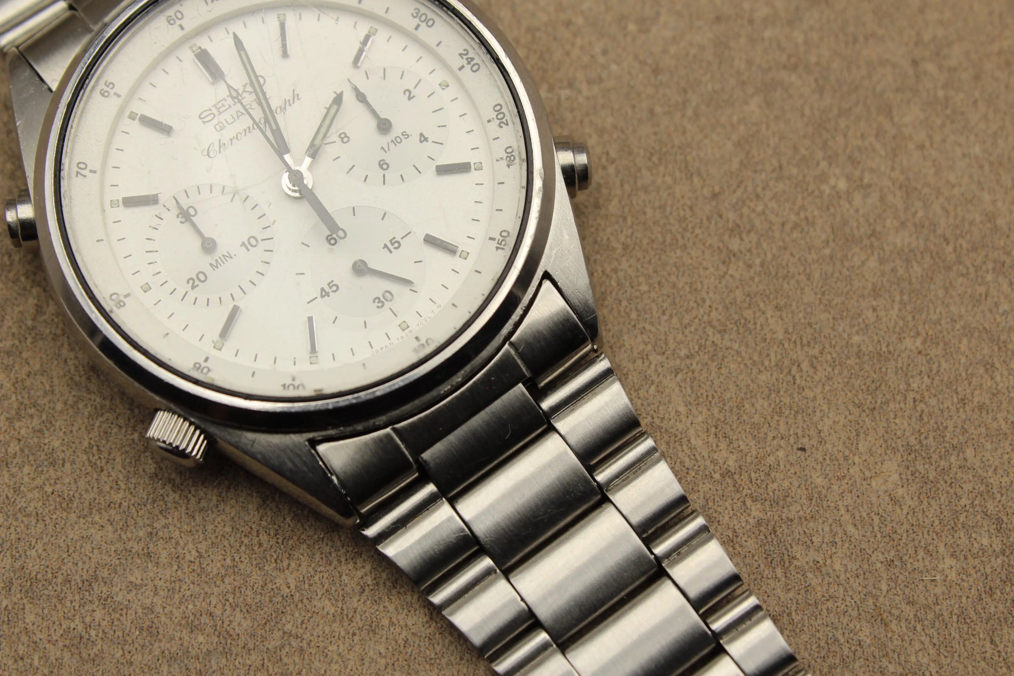 Seiko vintage 7A28 7020 rare James Bond (Dangereusement vôtre) James Bond (007) Prestige & Time