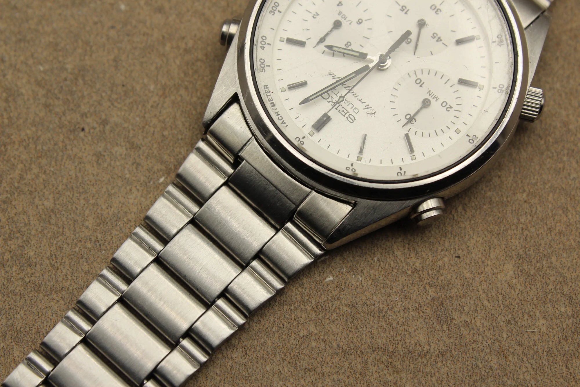 Seiko vintage 7A28 7020 rare James Bond (Dangereusement vôtre) James Bond (007) Prestige & Time