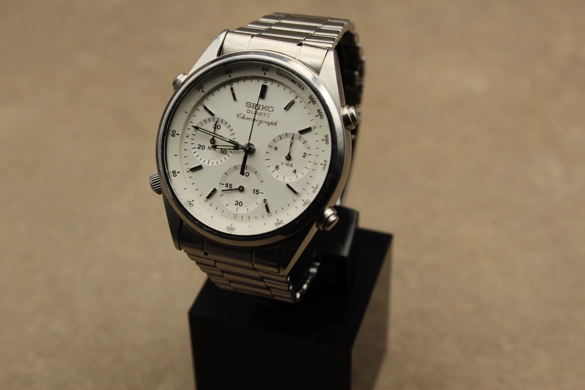 Seiko vintage 7A28 7020 rare James Bond (Dangereusement vôtre) James Bond (007) Prestige & Time