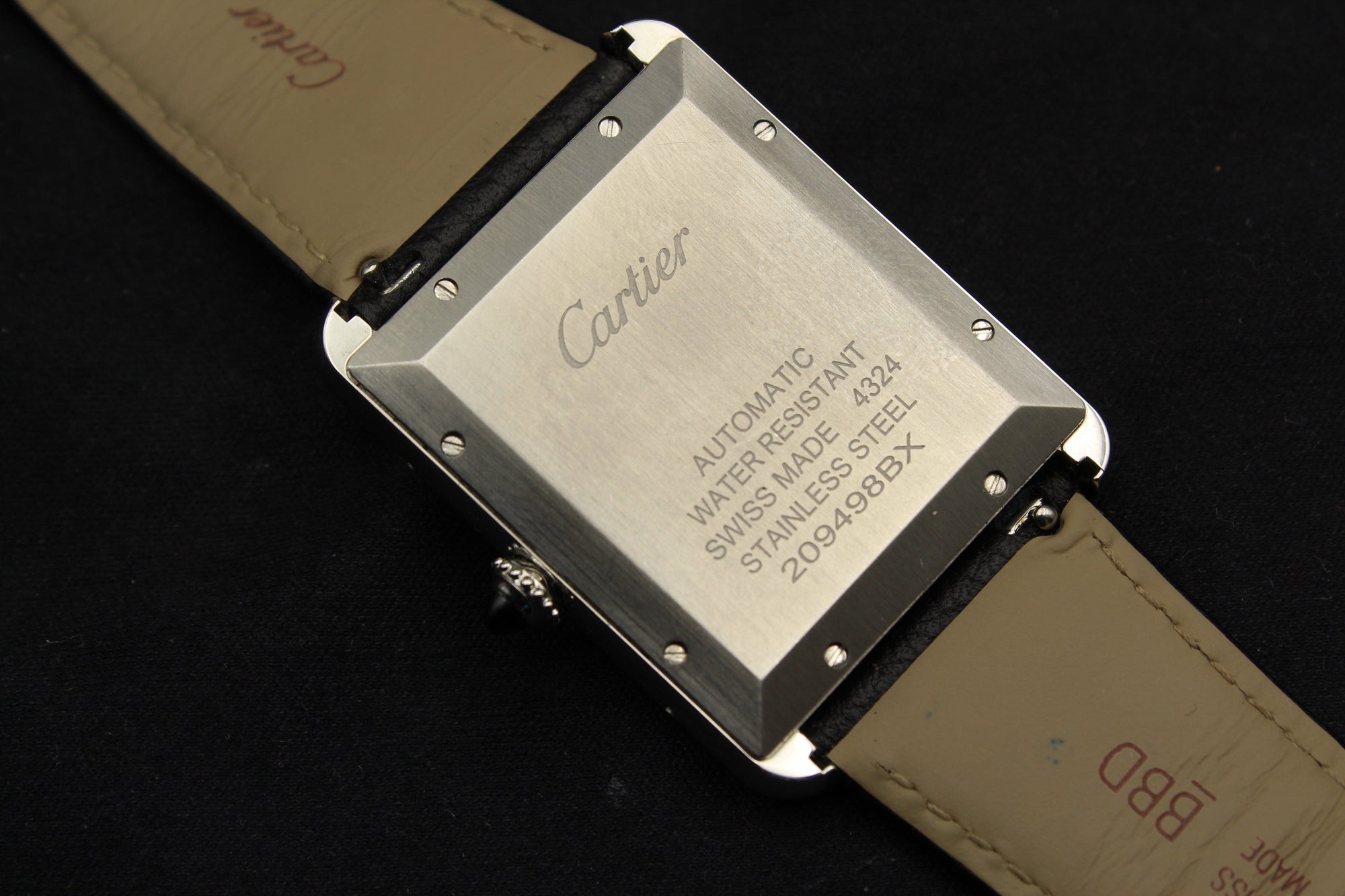 Cartier Tank Must XL Prestige & Time