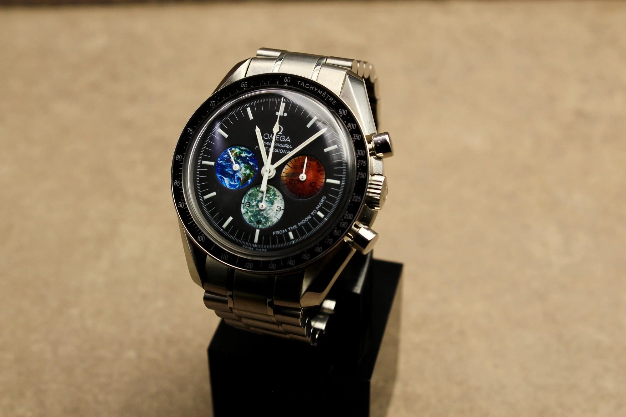 Omega Speedmaster Professional 3577.50.00 'From the Moon to Mars' Prestige  Time – chronographe légendaire, acier 42 mm, livré complet (boîte et documents).3