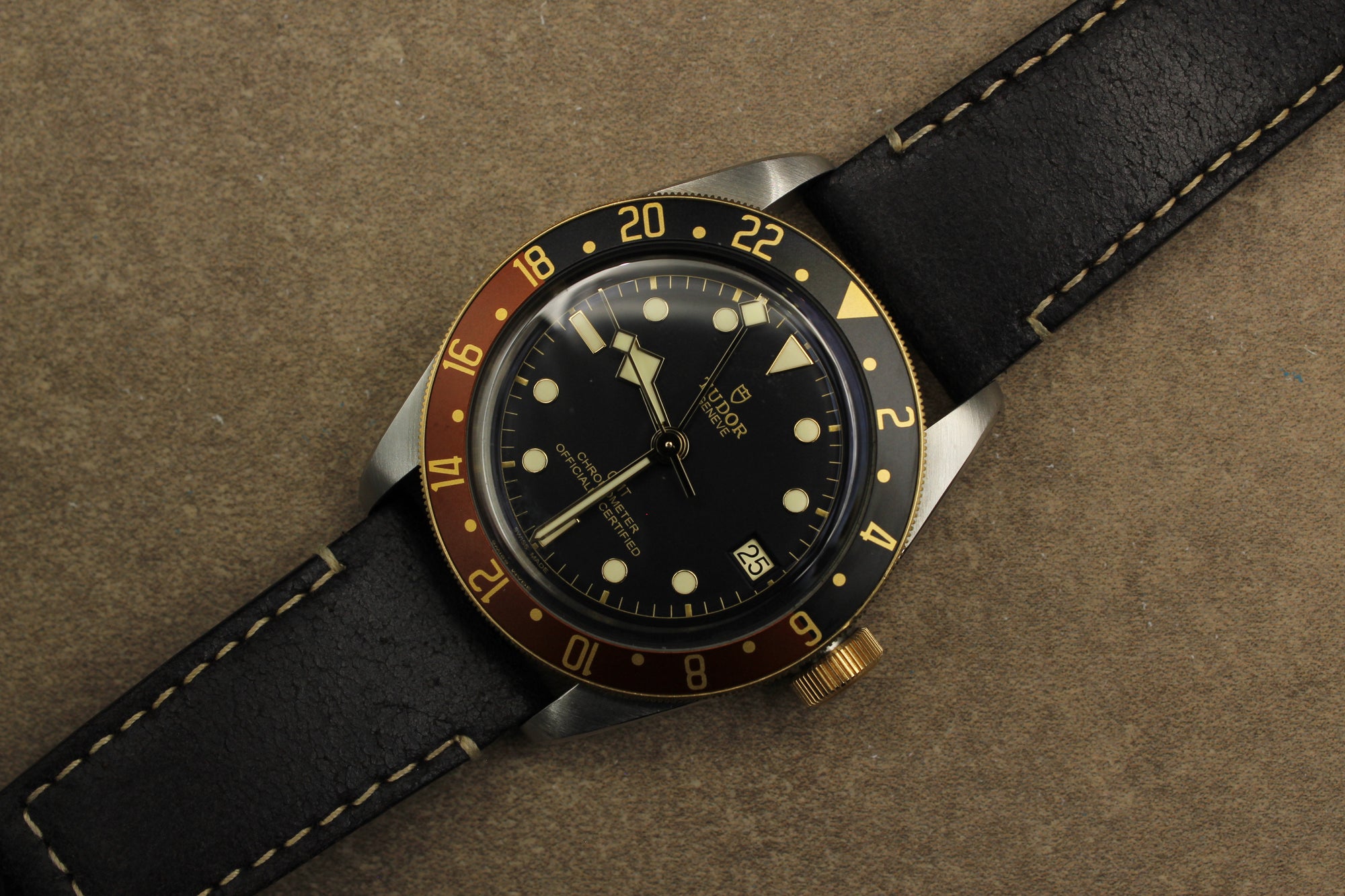 Montre de luxe Tudor Black Bay – Prestige and Time avec boîte et garantie officielle, photo 2.