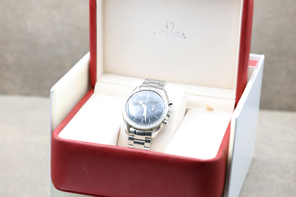 Omega Speedmaster Broad Arrow