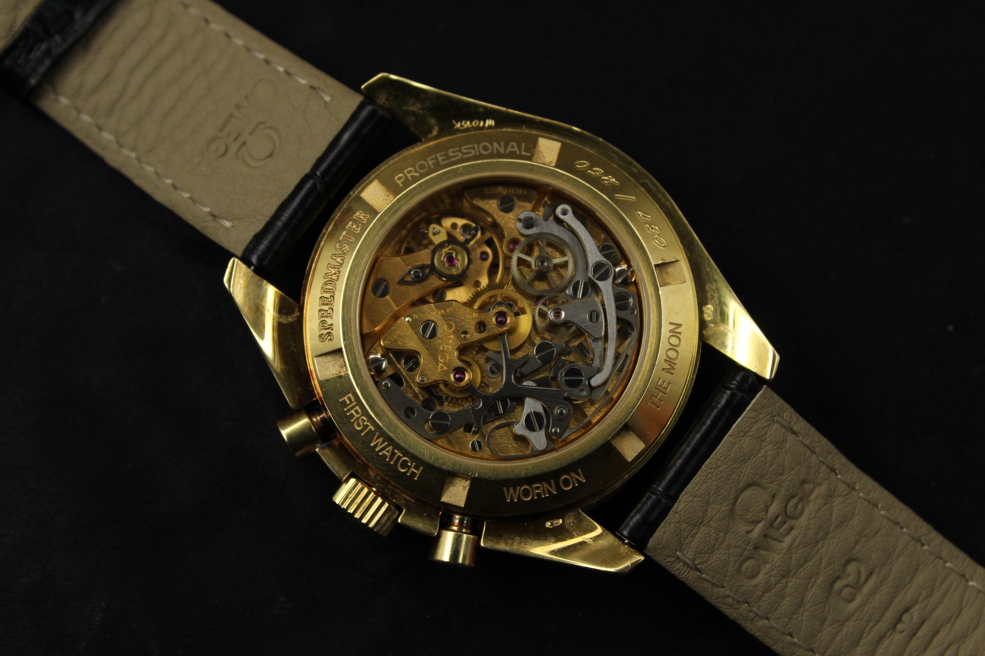 Omega Speedmaster Moonwatch (Or 18k Limited Edition 250)