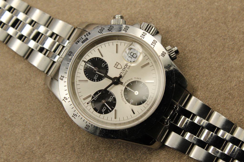 Montre Tudor Small Block 79280P chronographe automatique en acier avec design sportif chic et inspiration vintage, pièce emblématique idéale pour investissement et collection horlogère | Tudor Small Block 79280P automatic chronograph watch in stainless steel with sporty yet elegant vintage-inspired design, iconic piece ideal for watch investment and collecting