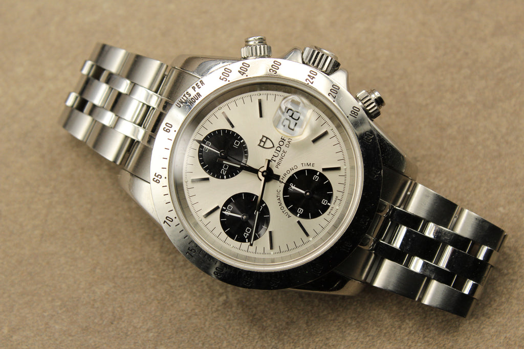Montre Tudor Prince Date Chronograph Small Block référence 79280P en acier inoxydable avec cadran noir et sous-compteurs contrastés, chronographe automatique suisse au design vintage inspiré des modèles Rolex Daytona, idéale pour collectionneur et investissement horloger de luxe | Tudor Prince Date Chronograph Small Block reference 79280P stainless steel watch with black dial and contrasting subdials, automatic Swiss chronograph inspired by vintage Rolex Daytona models, perfect for collectors and luxury wat