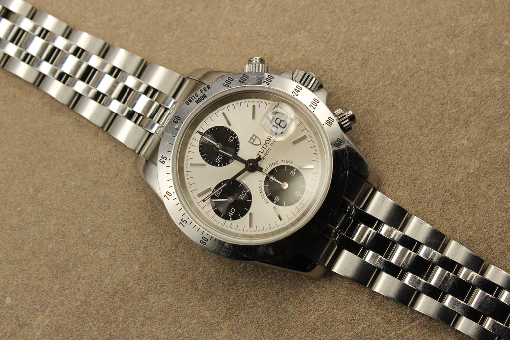 Gros plan cadran Tudor Prince Date Chronograph 79280P Small Block mettant en valeur les sous-compteurs et la précision du chronographe, montre de luxe suisse recherchée par les passionnés et collectionneurs | Close-up dial shot of Tudor Prince Date Chronograph 79280P Small Block highlighting subdials and chronograph precision, highly sought-after Swiss luxury watch for enthusiasts and collectors