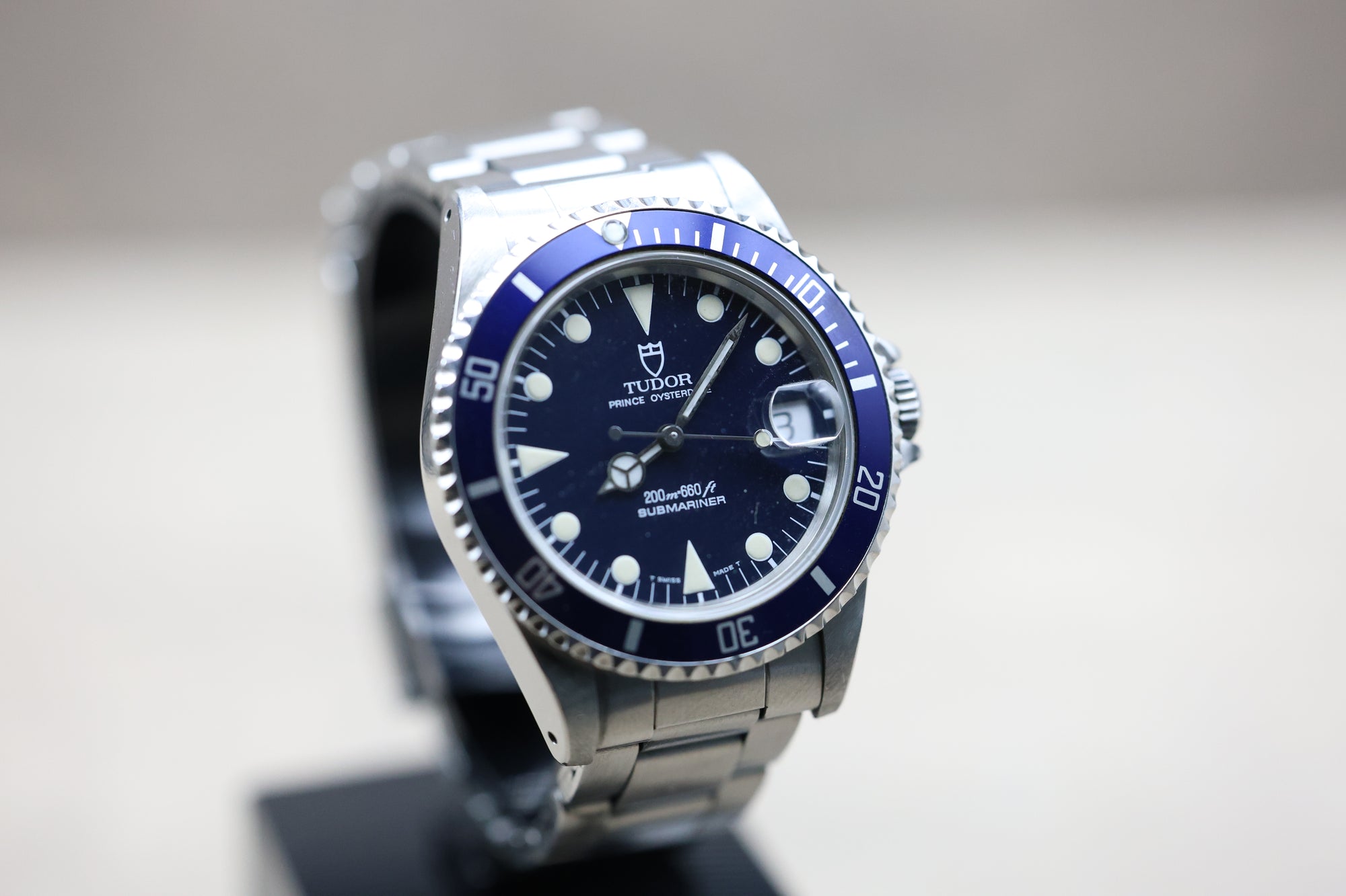 Montre de plongée Rolex Submariner cadran tritium crème avec couronne Rolex originale et fond de boîte